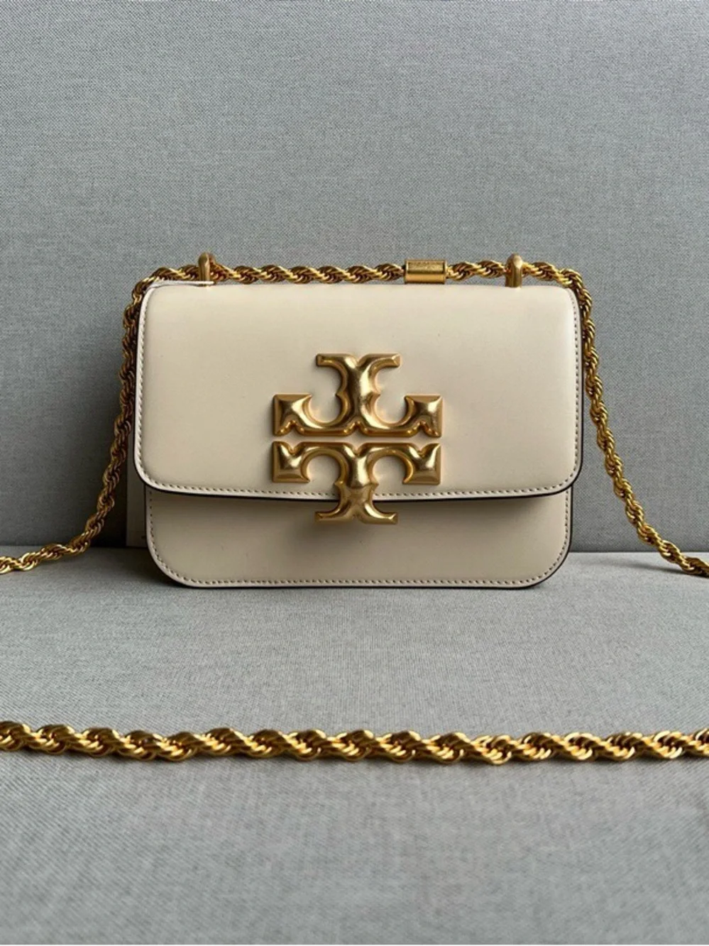 Tory Burch Cream Leather Chain Shoulder Bag with Gold Logo